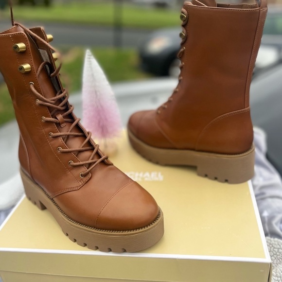 Michael Kors Bryce boot ✨ - Picture 1 of 6